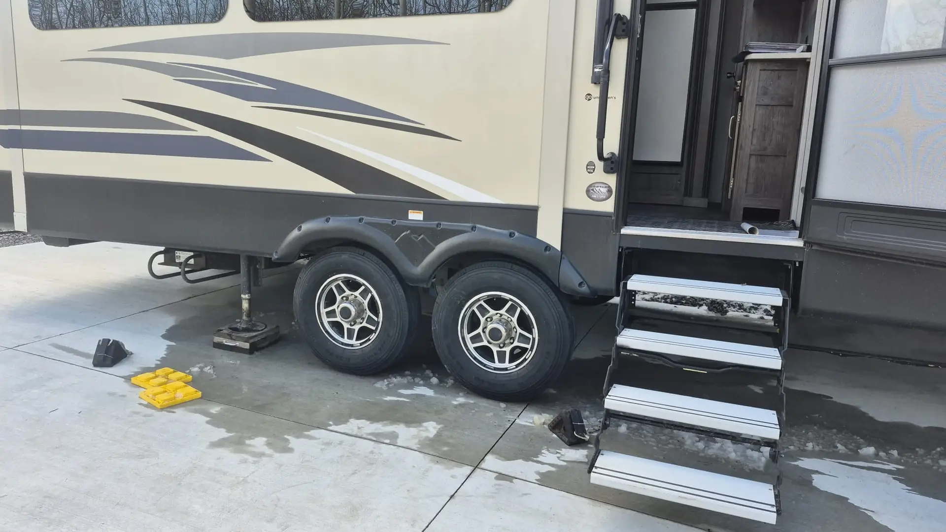 RV trailer and ATV tire service